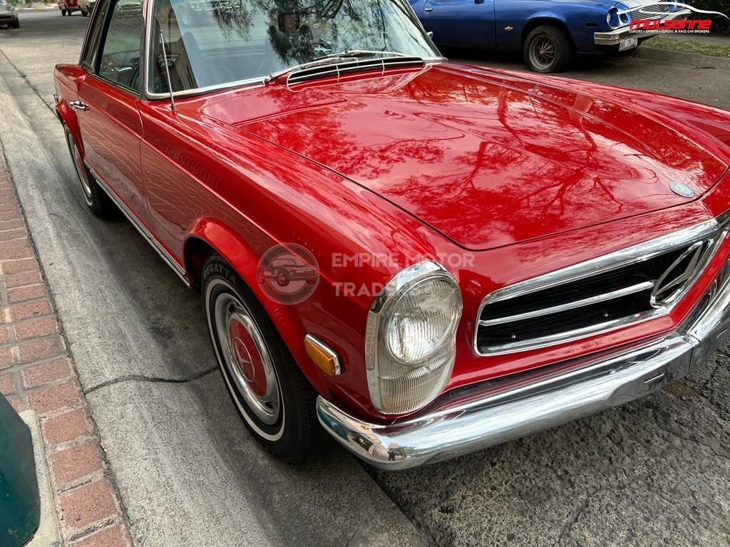 1969 MERCEDES  280 SL