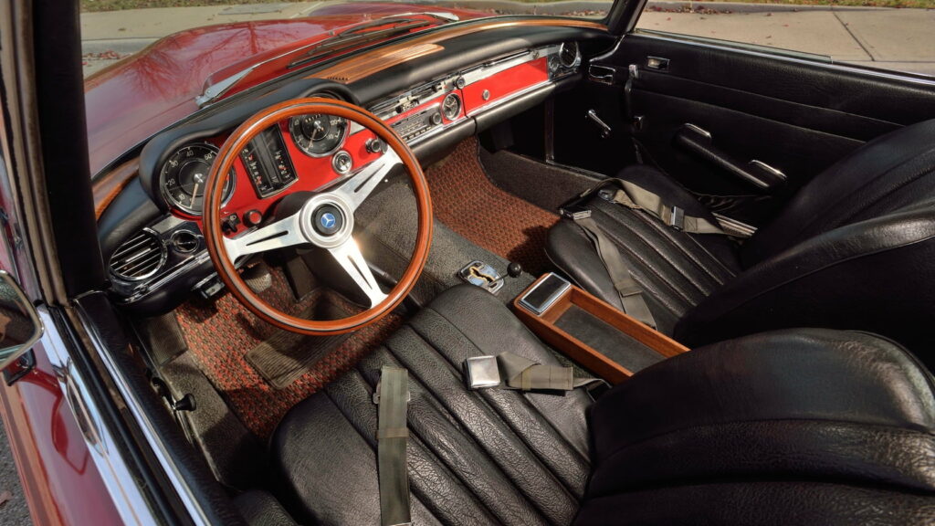 1968 Mercedes-Benz 280SL Roadster