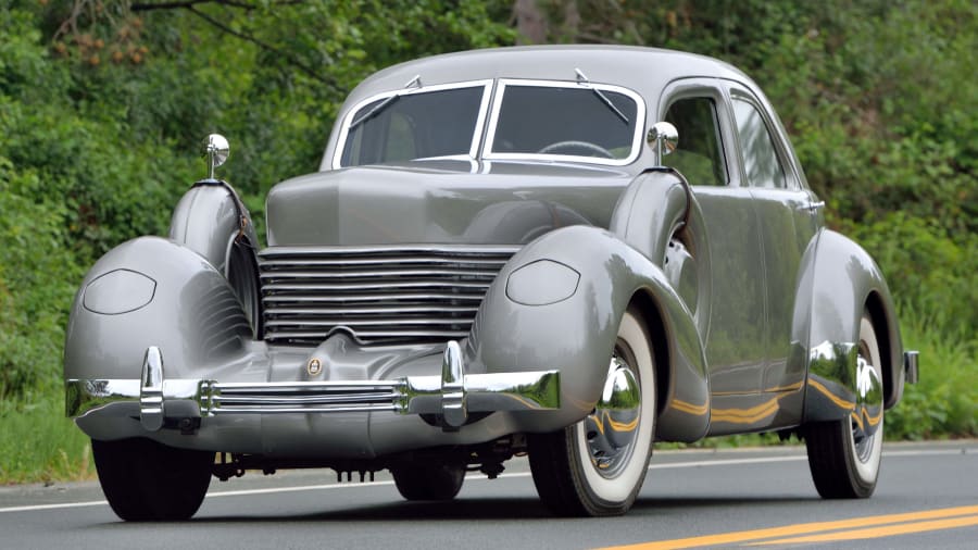 1937 Cord 812 Armored Beverly Sedan