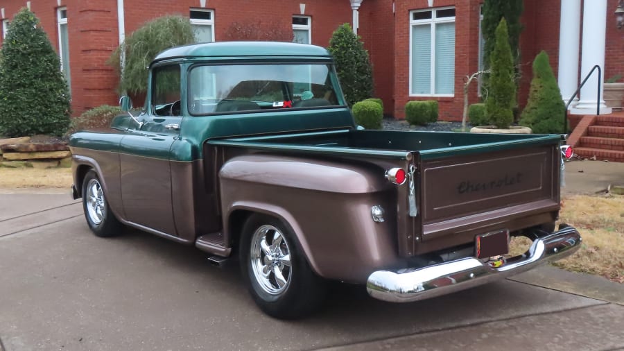 1958 Chevrolet Apache Pickup