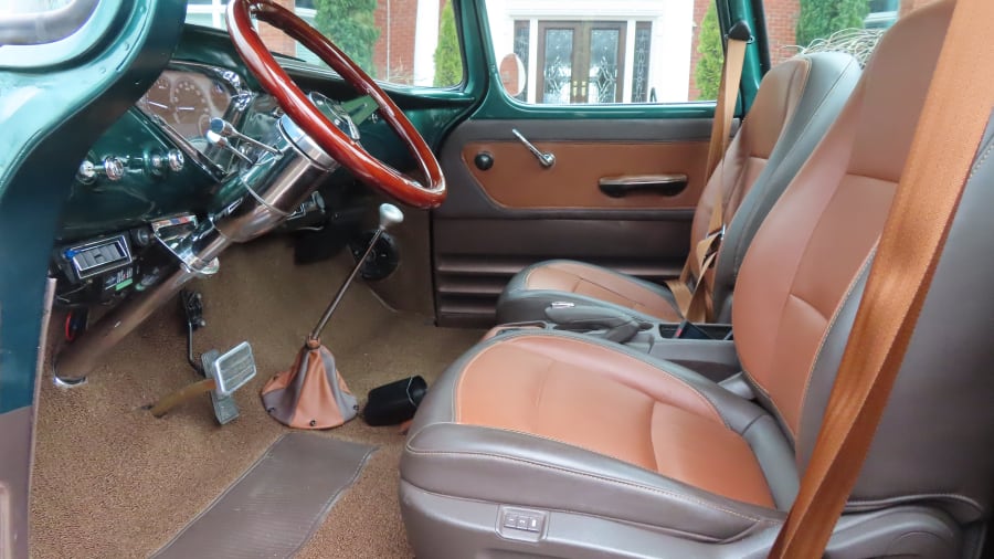 1958 Chevrolet Apache Pickup