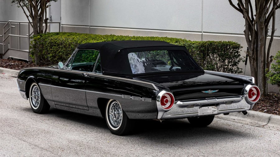 1962 Ford Thunderbird Convertible