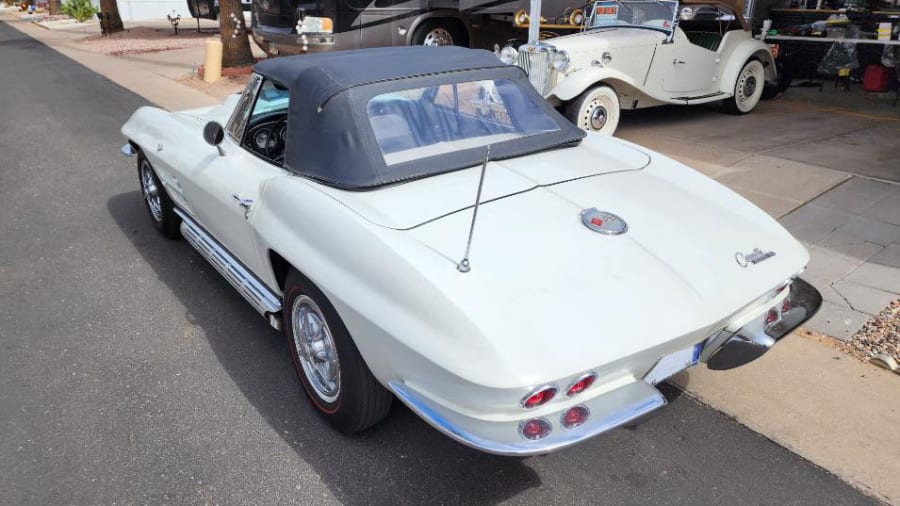 1963 Chevrolet Corvette Convertible