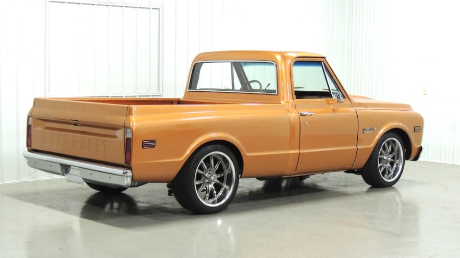 1972 Chevrolet C10 Custom Pickup