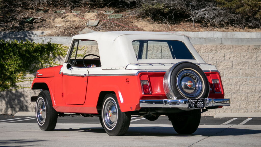 1967 Jeep Jeepster