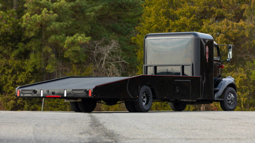 1941 Chevrolet Custom COE Flatbed