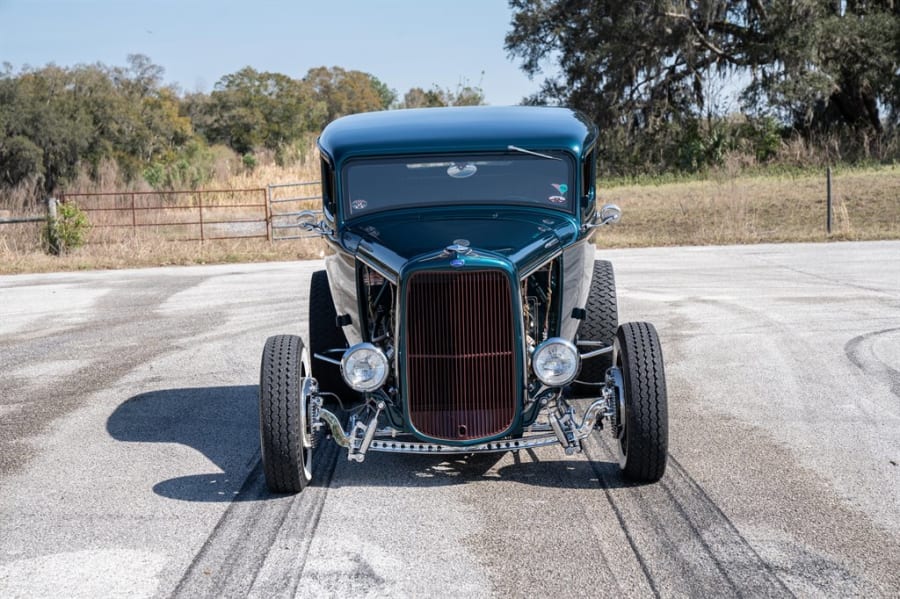 1932 Ford Custom Sedan