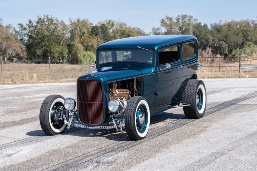 1932 Ford Custom Sedan