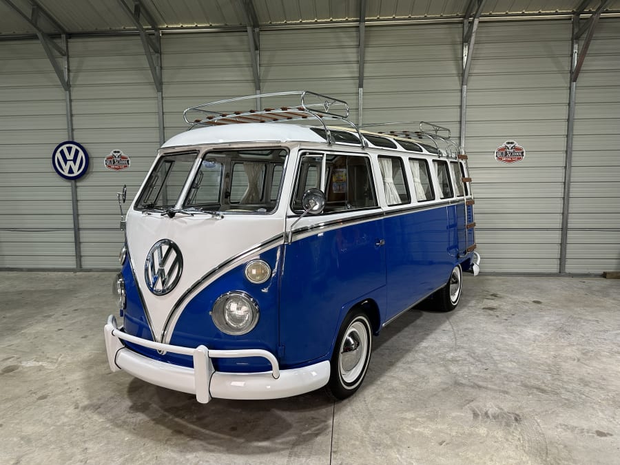 1974 Volkswagen Type II Bus