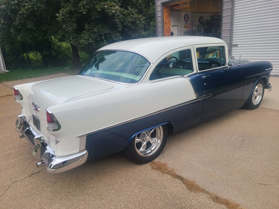 1955 Chevrolet 210 Sedan