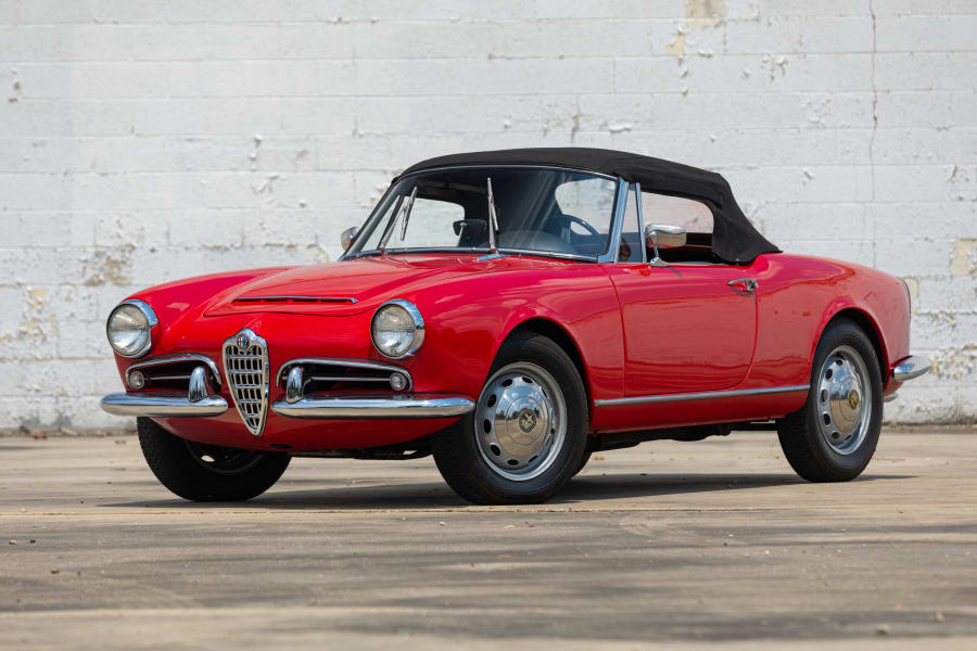 1966 Alfa Romeo Giulia Spider Veloce