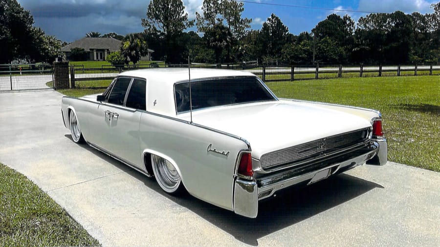 1961 Lincoln Continental