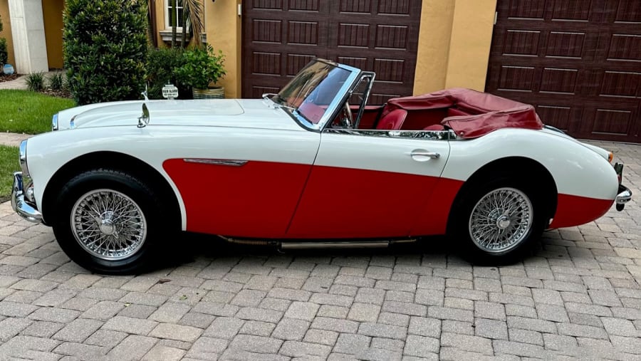 1967 Austin-Healey MkIII BJ8 Convertible