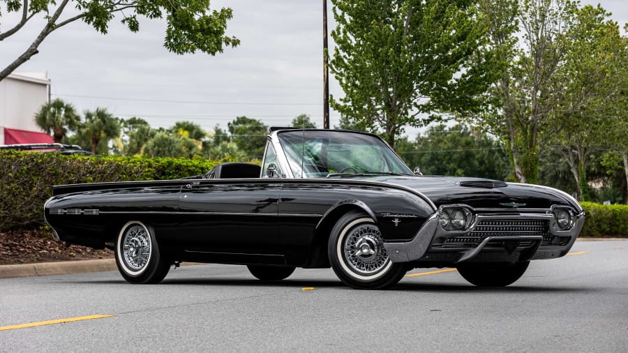 1962 Ford Thunderbird Convertible
