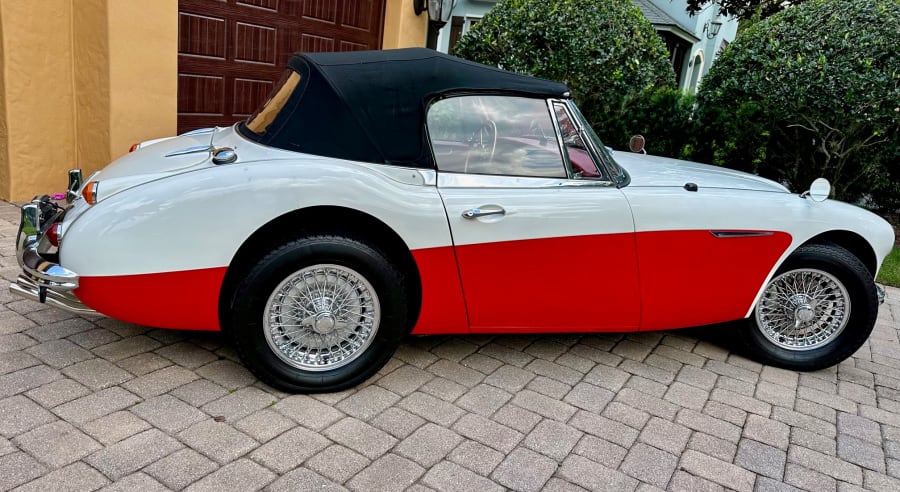 1967 Austin-Healey MkIII BJ8 Convertible