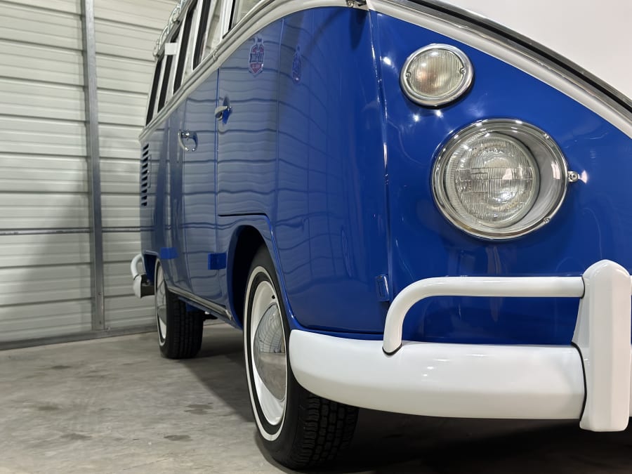 1974 Volkswagen Type II Bus