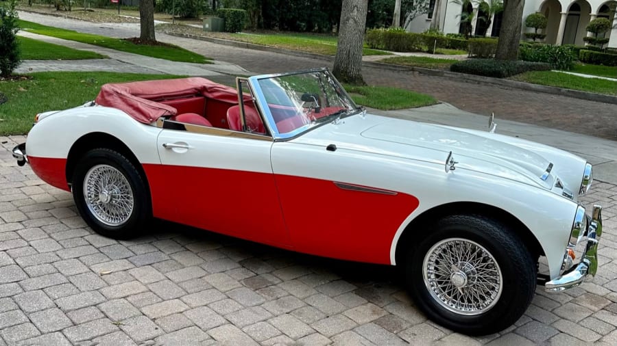 1967 Austin-Healey MkIII BJ8 Convertible