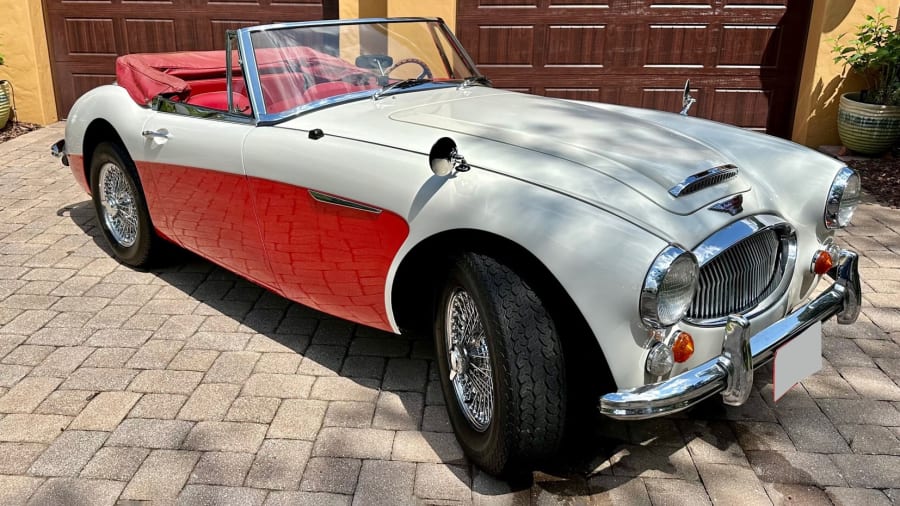 1967 Austin-Healey MkIII BJ8 Convertible