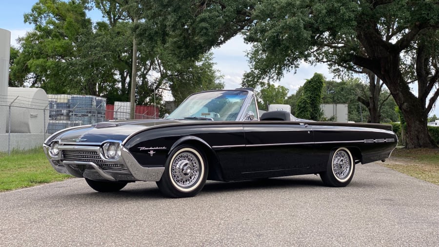 1962 Ford Thunderbird Convertible