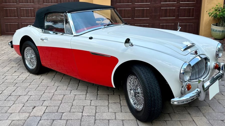 1967 Austin-Healey MkIII BJ8 Convertible