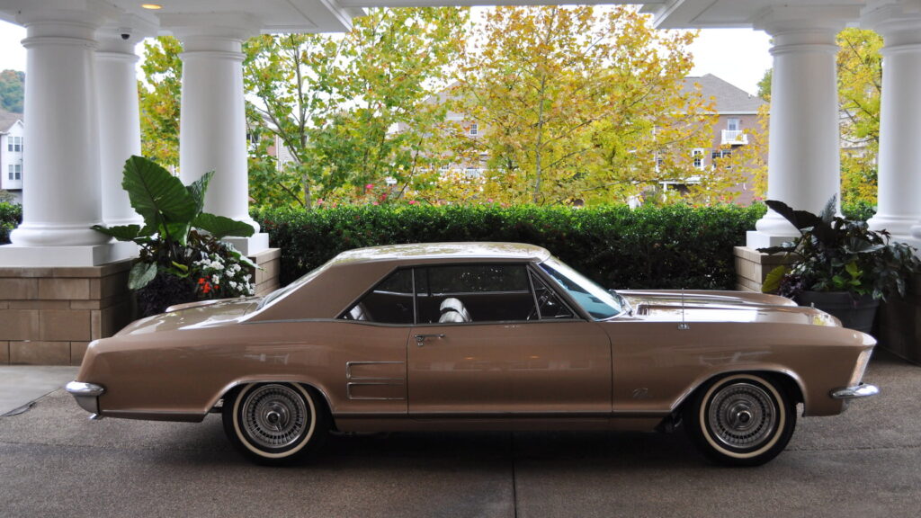 1964 Buick Riviera Super Wildcat