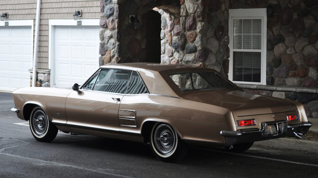 1964 Buick Riviera Super Wildcat