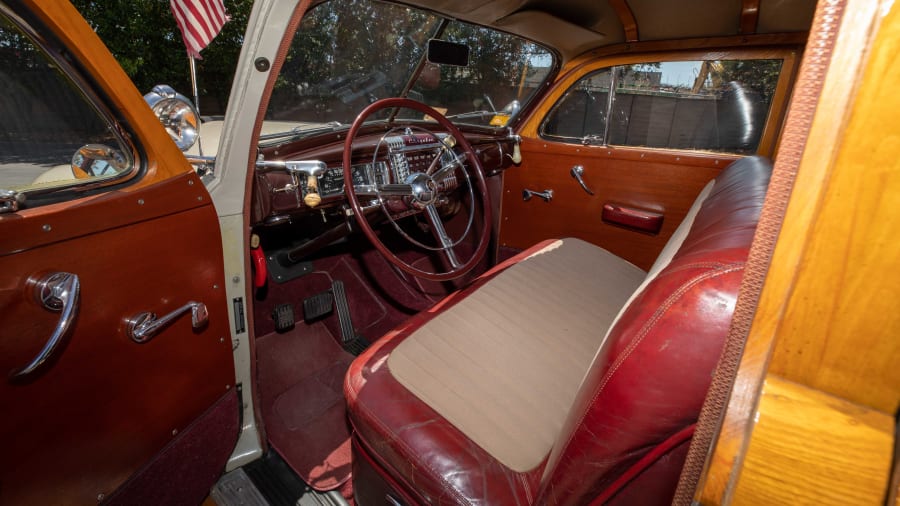 1948 Chrysler Town & Country Sedan