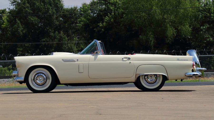 1956 Ford Thunderbird