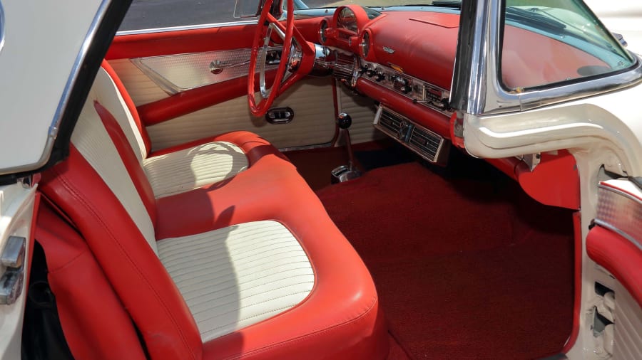 1956 Ford Thunderbird