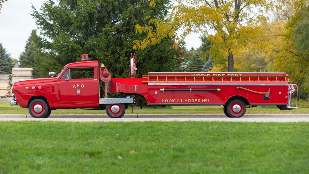 1951 Crosley Hook and Ladder Fire Truck