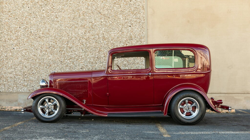 1932 Ford Tudor Street Rod