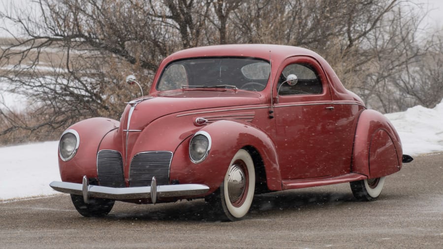 1938 Lincoln Zephyr Coupe