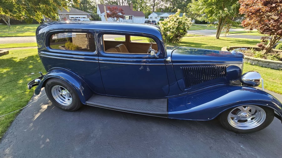 1934 Ford Sedan