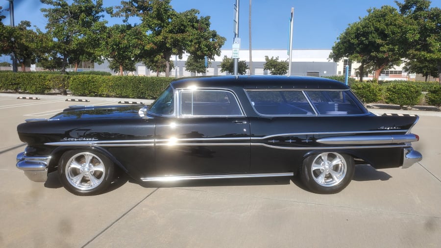1957 Pontiac Safari Wagon