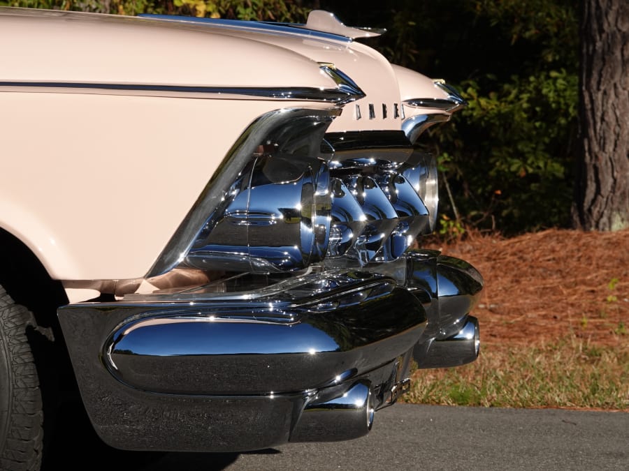 1959 Imperial Crown Elizabeth Arden Edition