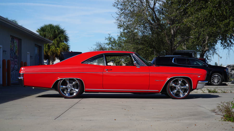 1966 Chevrolet Impala SS