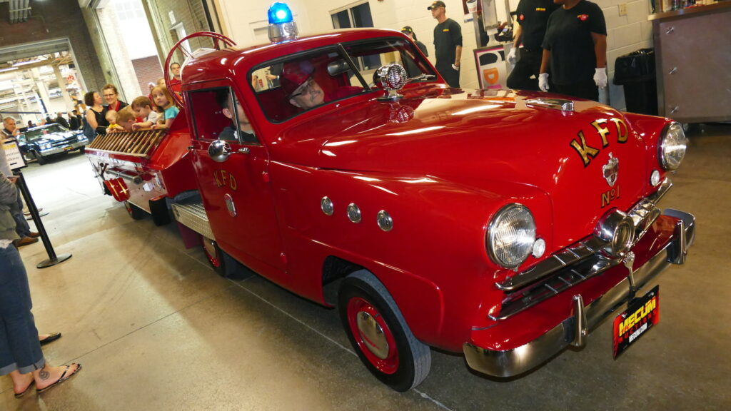 1951 Crosley Hook and Ladder Fire Truck
